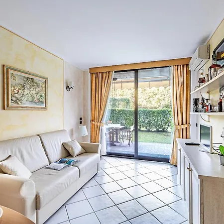 Giulia 5-03 With Pool By Wonderful Italy Desenzano del Garda